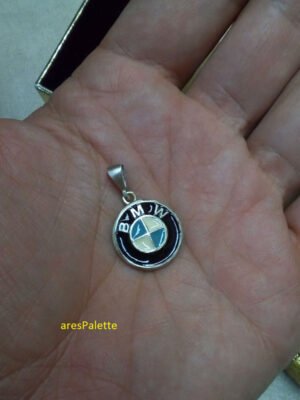 BMW pendant