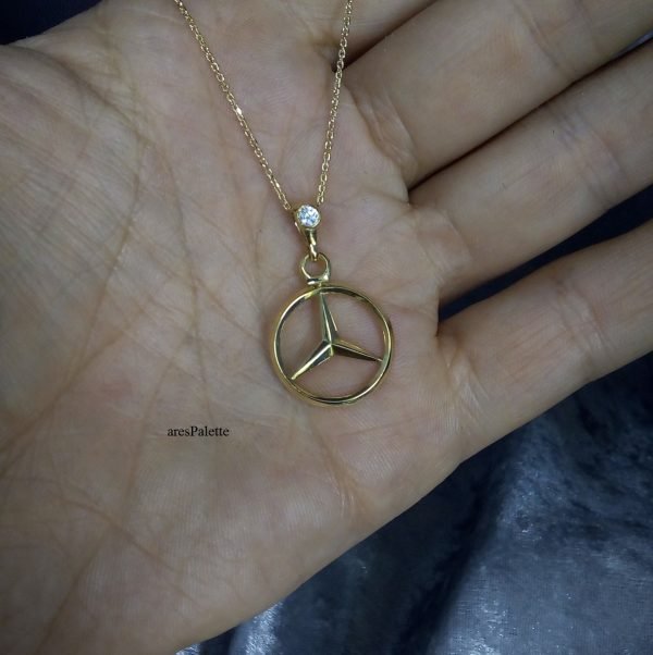 Mercedes Yellow Gold Necklace
