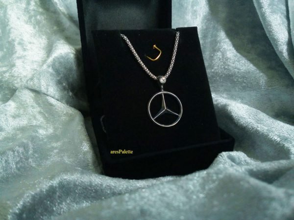 mercedes necklace